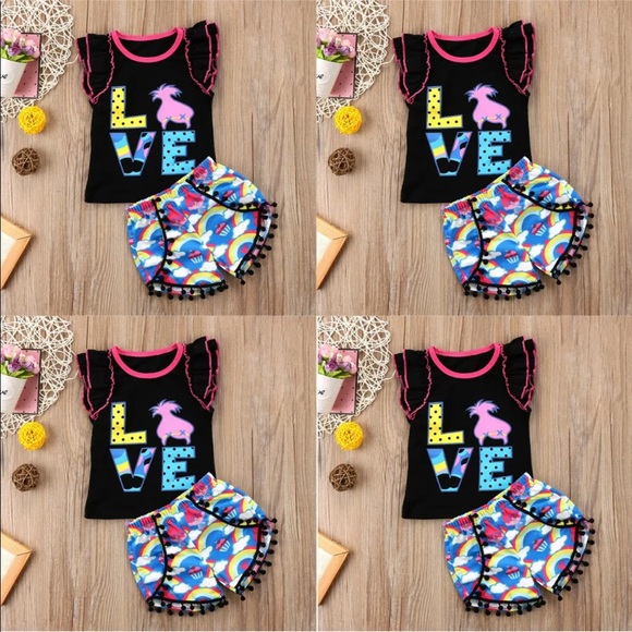 NWT Beautiful little girls 2pc - Picture 6 of 6